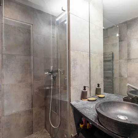 Appartement Tanit Piscine, 6 Couchages, Parking