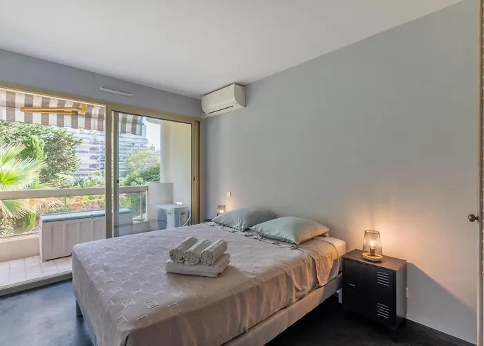 Appartement Tanit Piscine, 6 Couchages, Parking